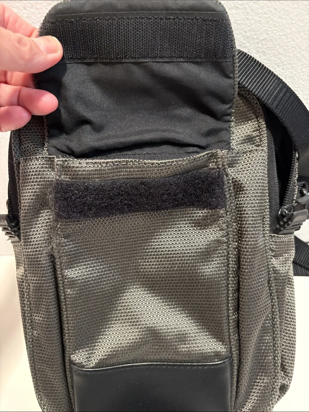 Tumi T2  Steel Green Charlton Organizer Bag